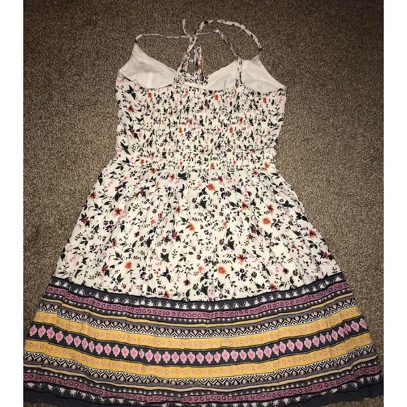 Abercrombie and Fitch Floral Dress - Picture 4 of 5